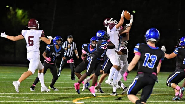 a Grant Franklin football Oregon October 6 2023 Leon Neuschwander 55